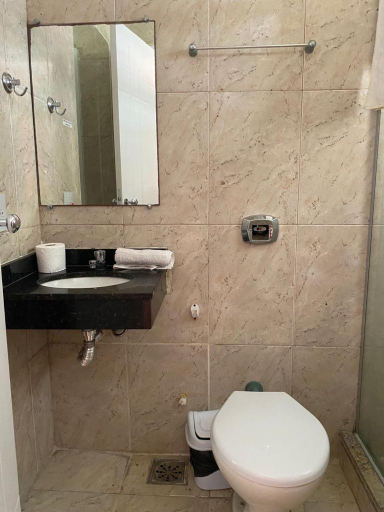 Bathroom 5, Ipanema Club Hostel, Rio de Janeiro
