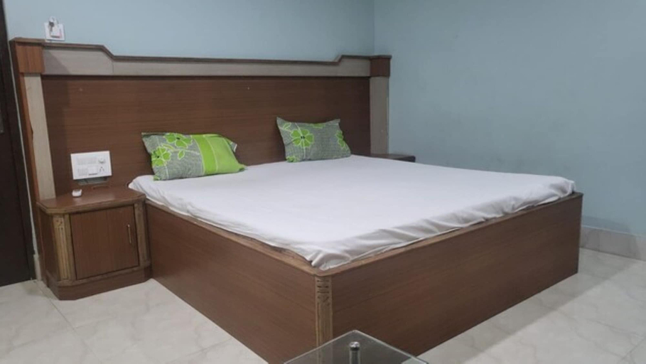 Bedroom 3, Hotel Anand Deluxe Begusarai, Begusarai