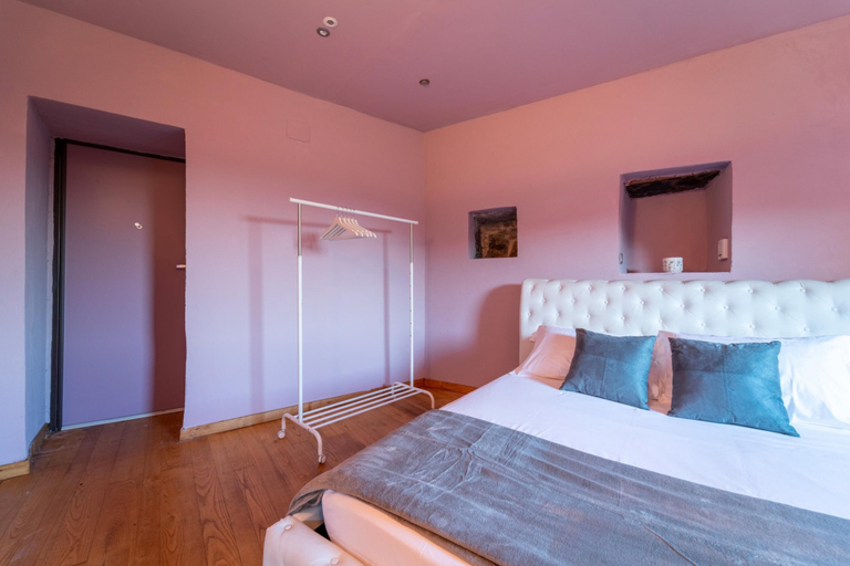 Bedroom 3, Petra Apartment in Civenna by Wonderful Italy, Como