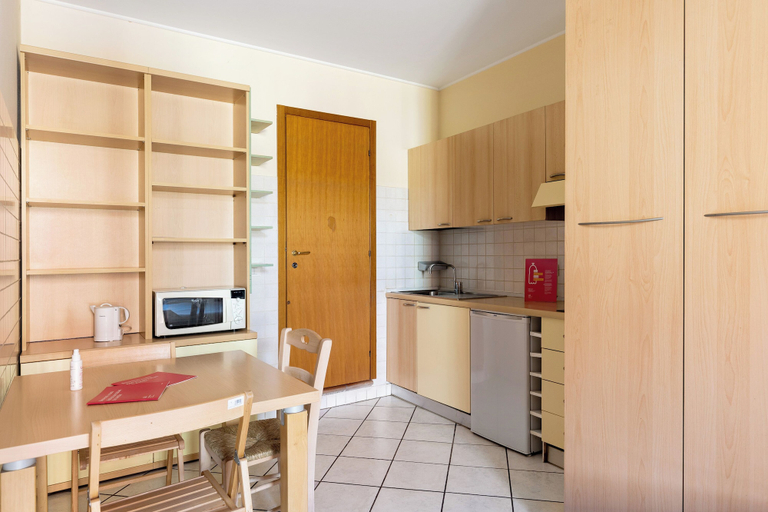 Others 4, Bright Studio with balcony by Wonderful Italy, Bologna