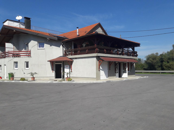 Others 3, Guesthouse Kod mosta, Karlovac