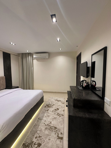 Bedroom 4, Crowne pyramids palace, Al-Ahram