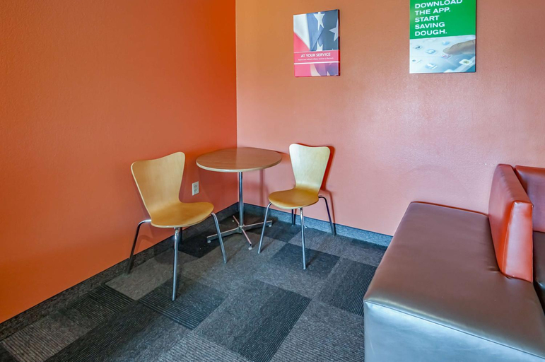 Public Area 3, Motel 6 Drums, PA, Luzerne
