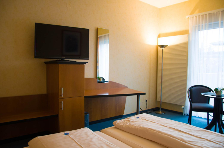 Bedroom 30