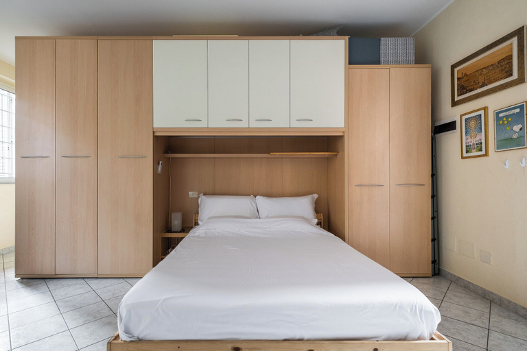 Bedroom 3, Studio Calari with terrace by Wonderful Italy, Bologna