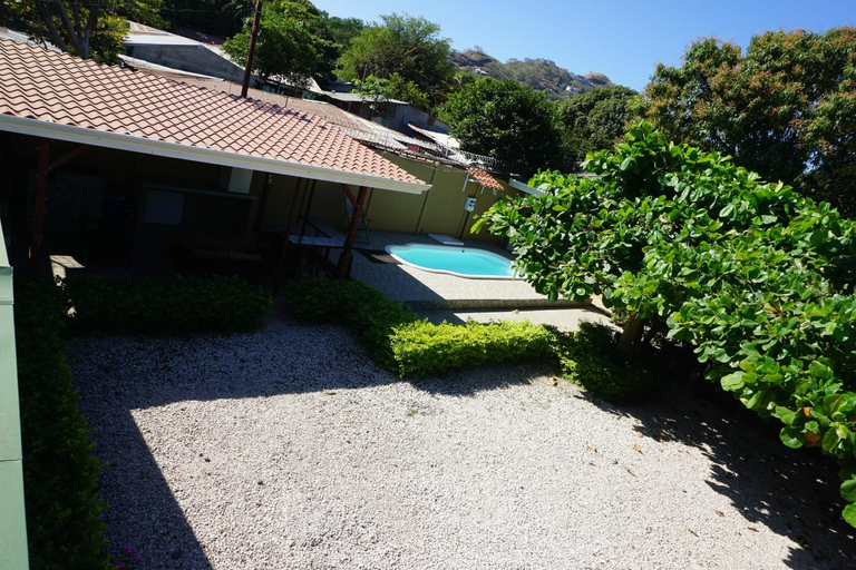 Exterior view, Villa Vilar, Carrillo