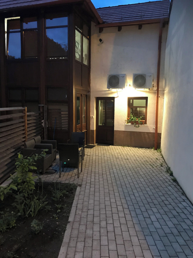 Exterior & Views 2, Charming Apartment City Escape, Brasov