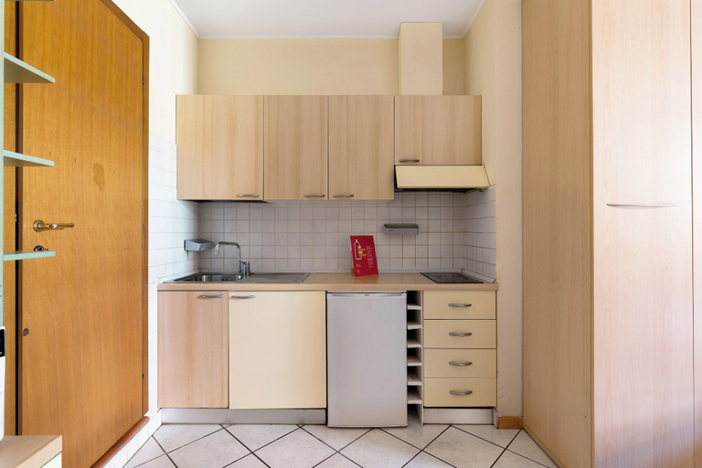 Others 5, Bright Studio with balcony by Wonderful Italy, Bologna