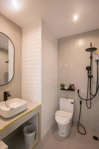 Bathroom 5, Sun Marina Cha-Am, Cha-Am