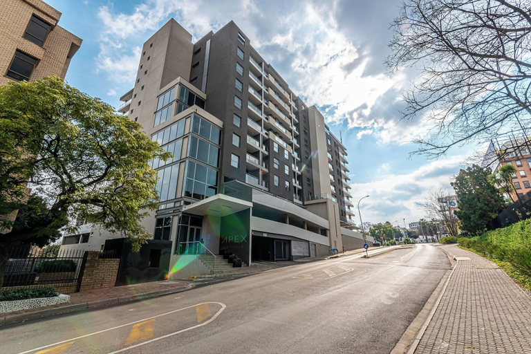 Exterior & Views 2, KMG Apartments at The Apex on Smuts, City of Johannesburg