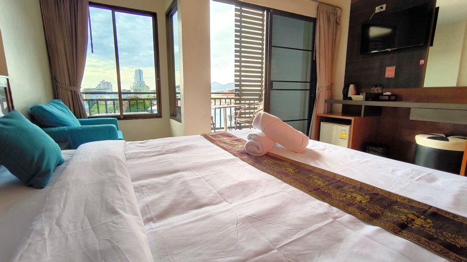 Bedroom 23