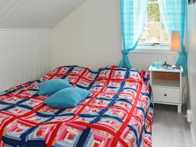 Bedroom 3, 7 Person Holiday Home in Skjolden, Luster