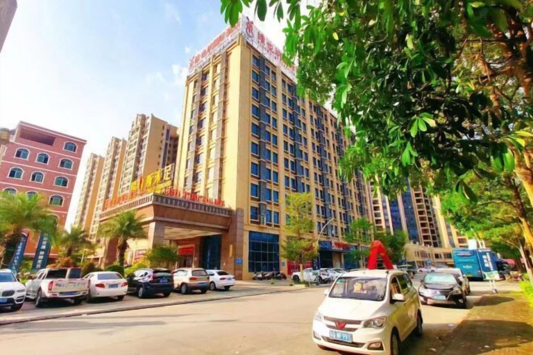 Exterior & Views 2, Vienna International Hotel (Yangxifuda), Yangjiang