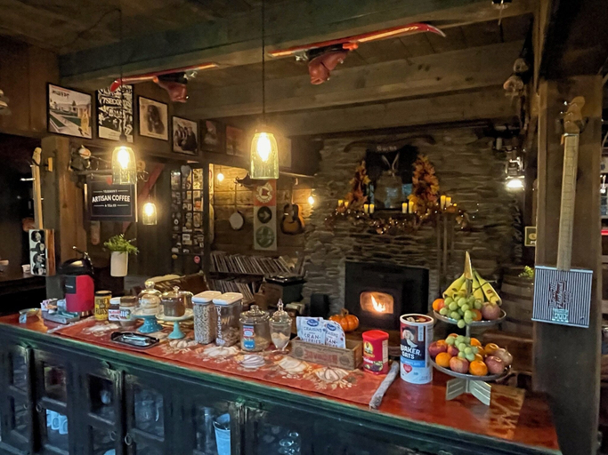Food & Drinks 4, Grunberg Haus Inn & Cabins, Washington