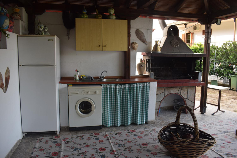 Others 3, House Evristhenis 2, Central Macedonia