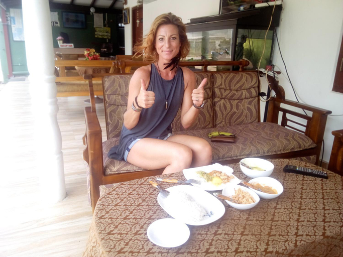 Food & Drinks 4, Yuthika Resort, Negombo