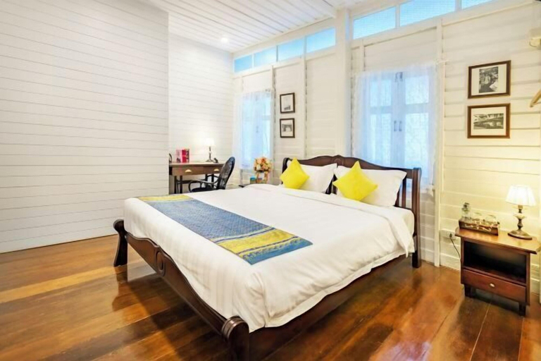 Bedroom 16