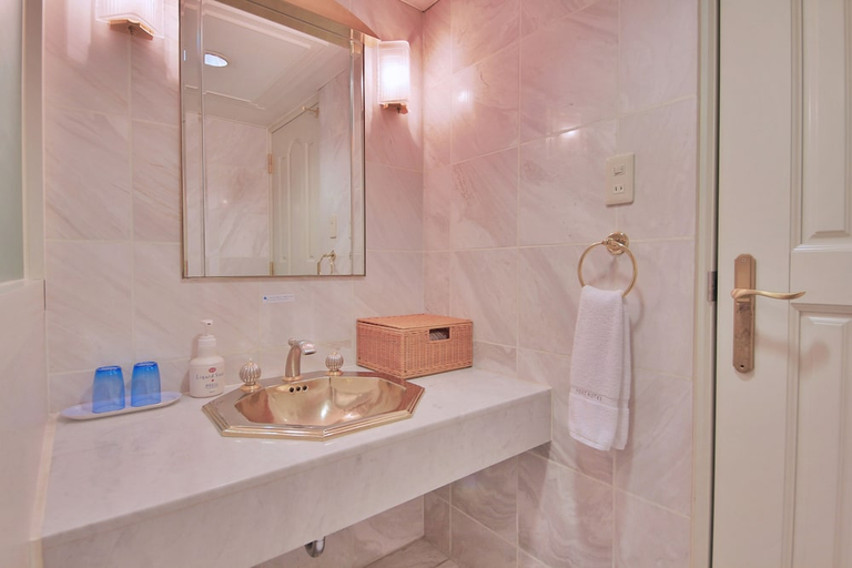 Bathroom 3, Hotel Mystays Utsunomiya, Utsunomiya