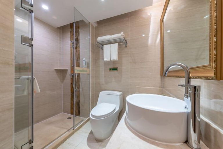 Bathroom 4, Vienna Hotel (Zhongshan Plaza), Hezhou