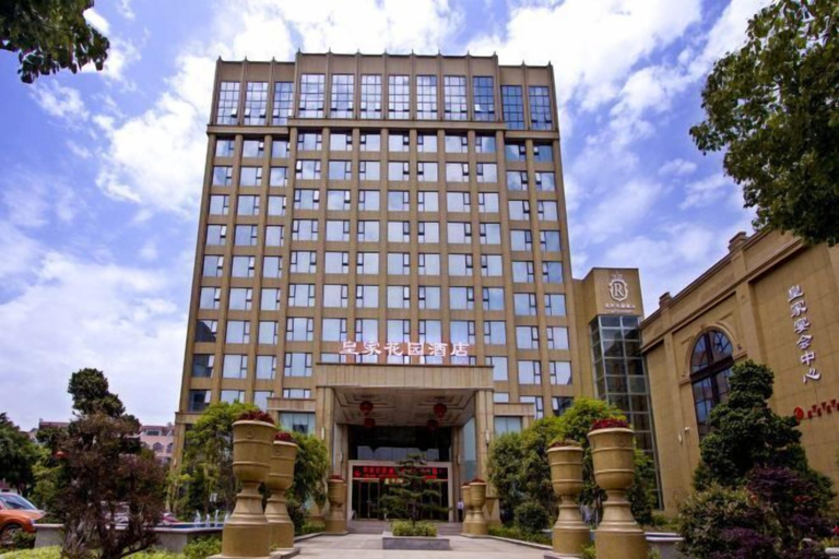 Exterior & Views 2, Royal Garden Hotel, Wenzhou