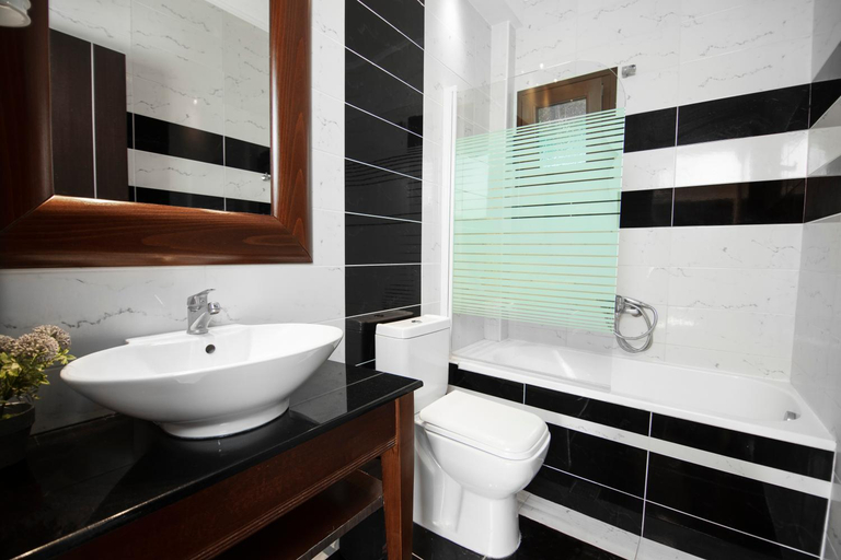 Others 5, 4-you Residence, Central Macedonia