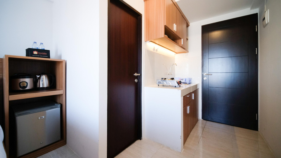 Others 3, Simple and Comfortable Studio Apartment at Suncity Residence By Travelio, Sidoarjo