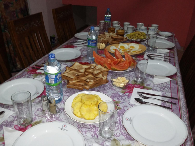 Food and beverages 5, Shani Residence Kandy, K.F.G. & G. Korale