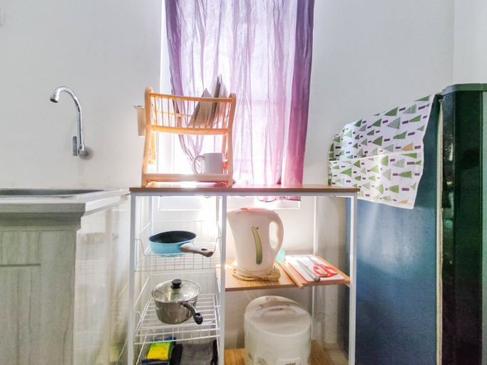 Others 2, Restful and Tidy Studio at Paltrow City Apartment By Travelio, Semarang