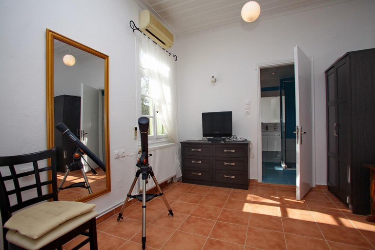 Room 2, Cherry Cottage in Skopelos, Thessaly