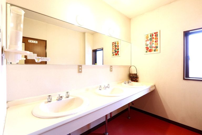 Bathroom 3, Belle Vue Nishiura, Minamiuonuma