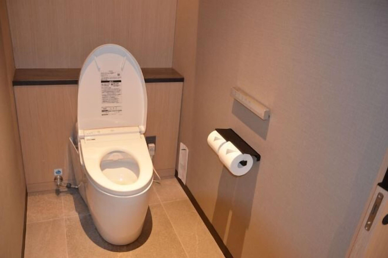 Bathroom 20