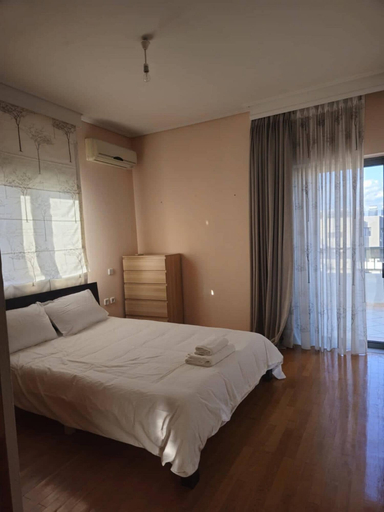 Room 4, Sky Line Penthouse Apartment, Thessaly