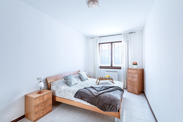 Bedroom, Artemisia B1 Apartment by Wonderful Italy, Brescia