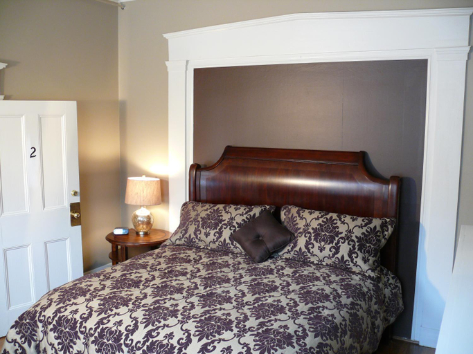 Others 4, Cumberland Inn and Spa, Allegany