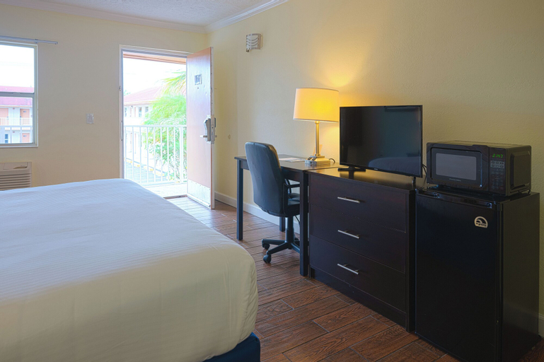 Bedroom 13