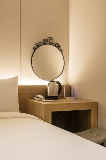 Bedroom 2, The First Stay Hotel, Gangseo