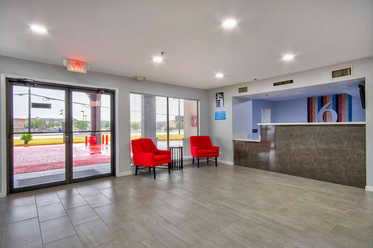 Public Area 2, Studio 6 Texas City, TX, Galveston