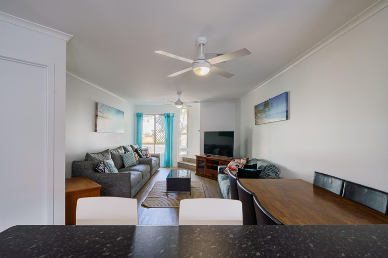 Others 5, Townhouse Holiday: close walk to beach & shops, Maroochy - Coastal North