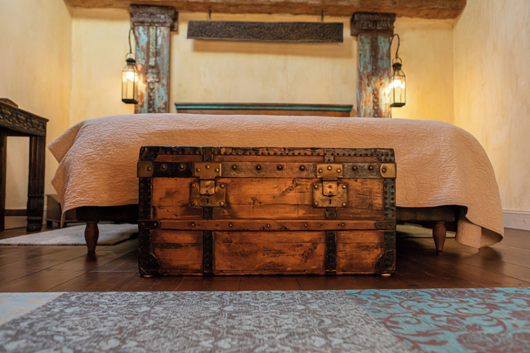 Bedroom 5, Domaine de Ginouilhac, Gironde