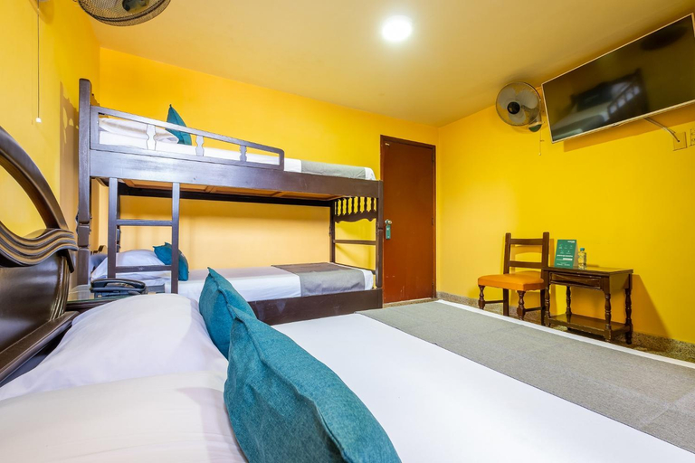 Bedroom 3, Hotel Almirante, Bucaramanga