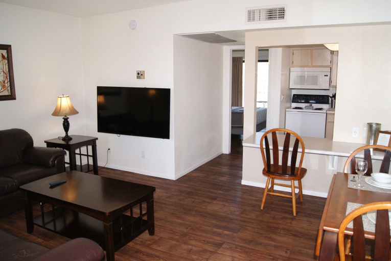 Living area 3, 223-Fully Furnished with WiFi by RedAwning, Maricopa