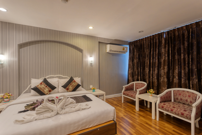 Bedroom 16