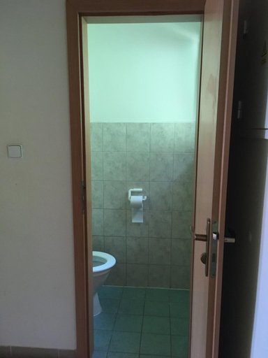 Bathroom 3, Chaty Marta, Vsetín