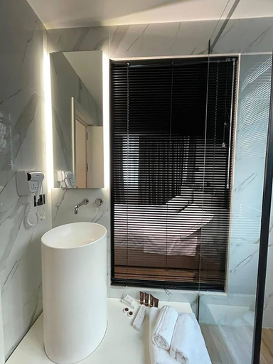Bathroom 3, Hotel Adore, Vlorës