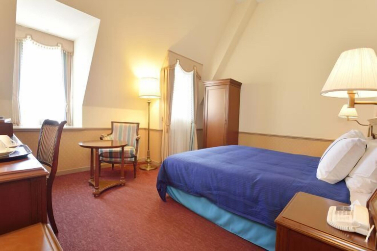 Bedroom 14