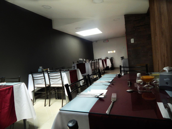 Food & Drinks 5, Hostal El Roble, Quito