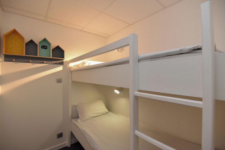 Bedroom 4, Hôtel Point France, Gironde