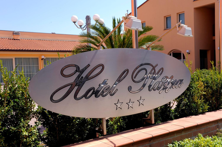 Exterior & Views 2, Hotel Plazza, Lucca