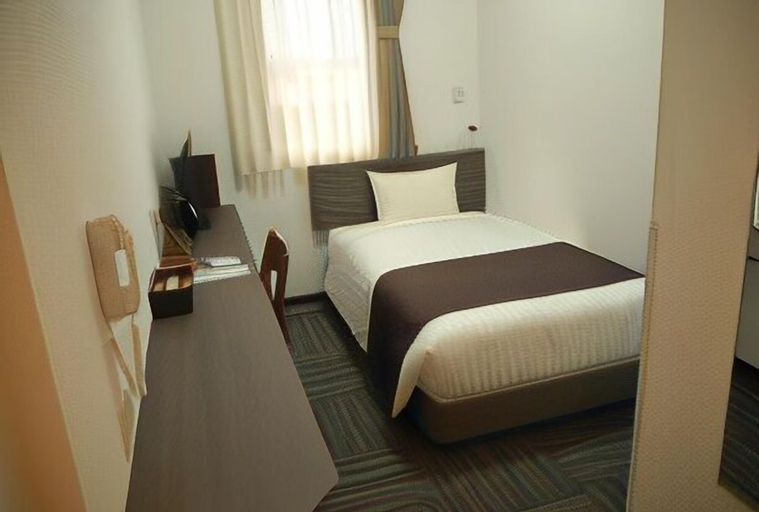 Bedroom 15