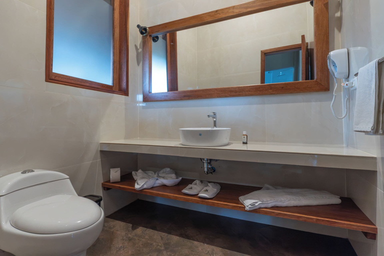 Bathroom 4, El Jardín Lodge & Spa - Misahualli, Tena